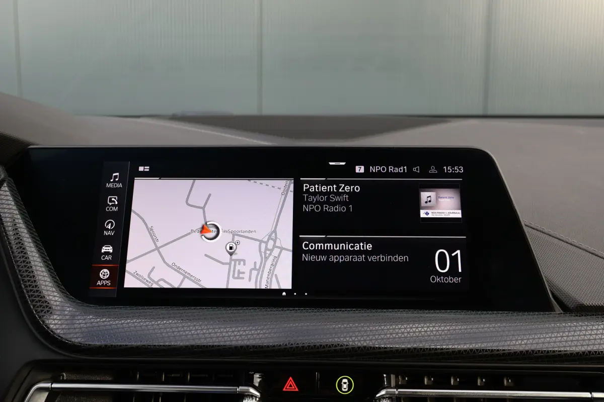 118i Sportline Automaat | Leer | Stoelverwarming | 18 Inch | Camera | Live Cockpit Plus | Apple Carplay / Android Auto