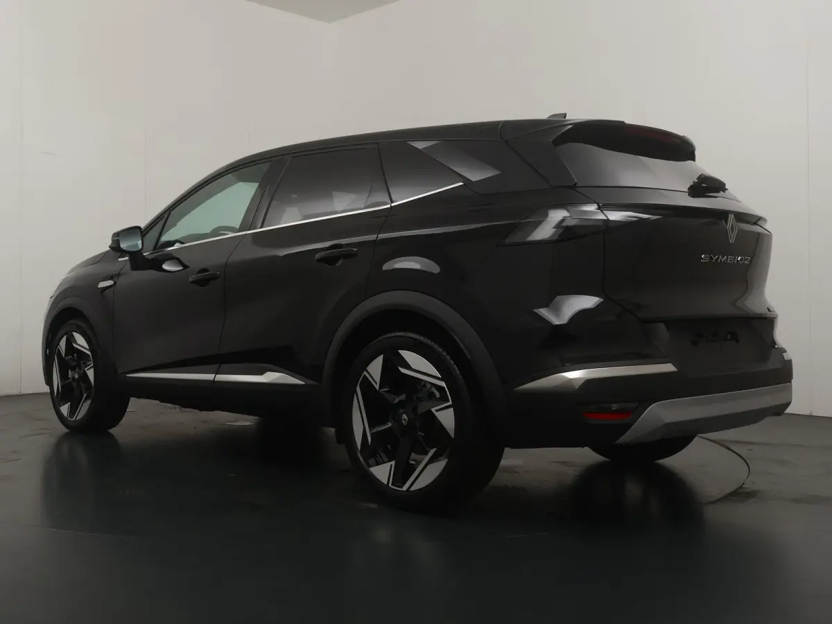 iconic full hybrid E-Tech 160 | Achteruitrijcamera | Active driver assist | Elektrisch verwarmbare voorstoelen