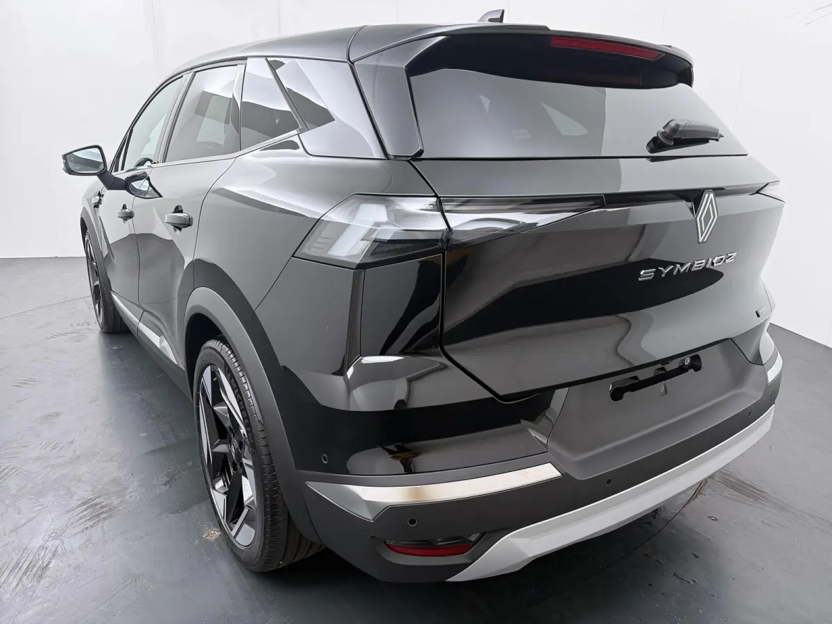 iconic full hybrid E-Tech 160 | Achteruitrijcamera | Active driver assist | Elektrisch verwarmbare voorstoelen