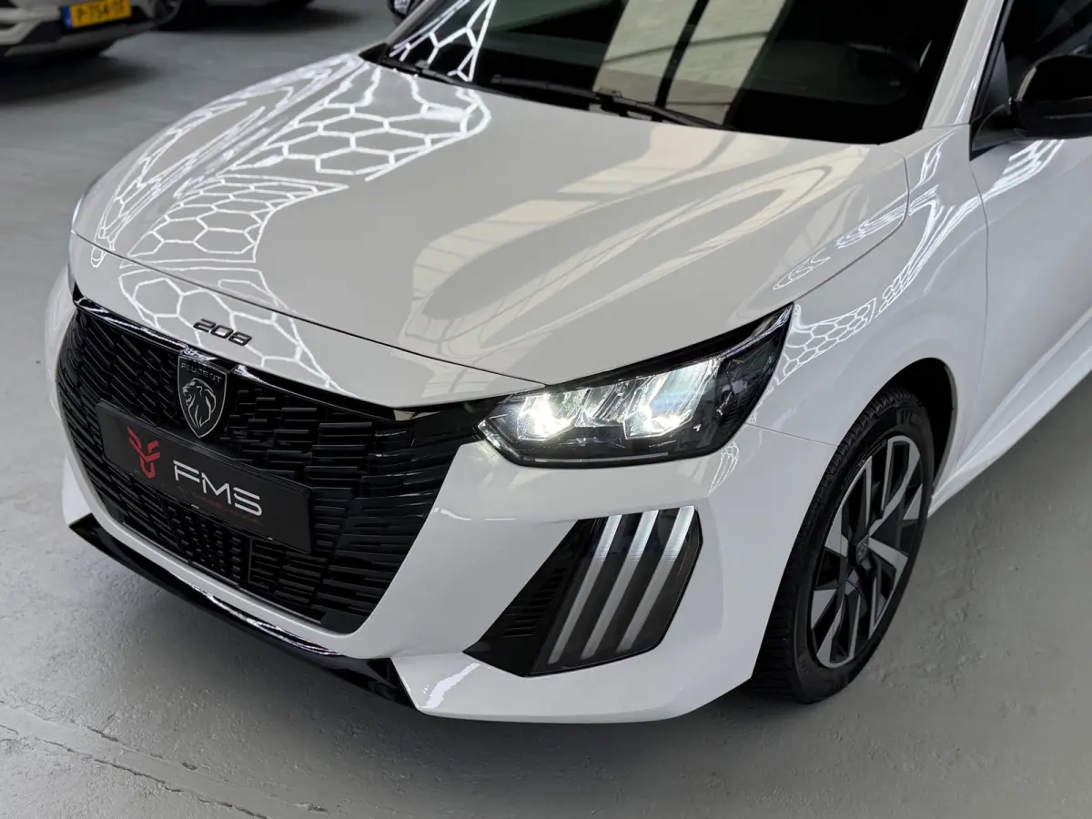 1.2 Hybrid 100 e-DCS6 Active CarPlay