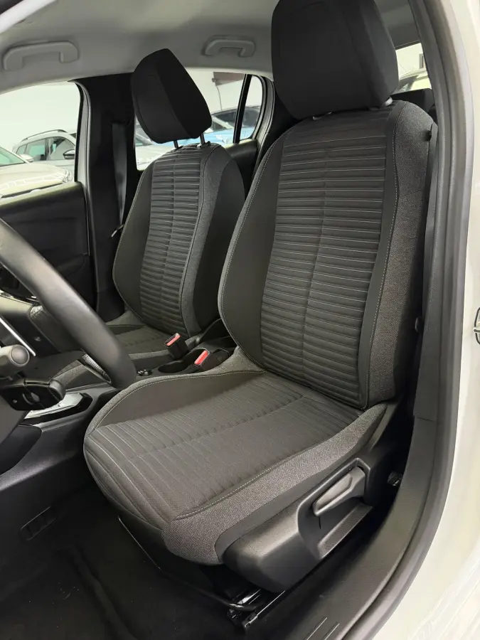 1.2 Hybrid 100 e-DCS6 Active CarPlay