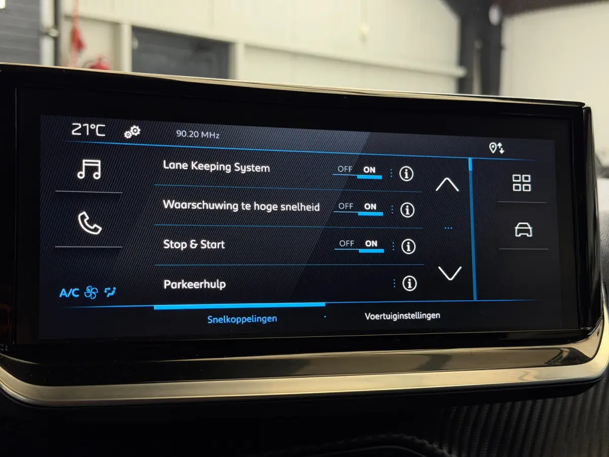 1.2 Hybrid 100 e-DCS6 Active CarPlay