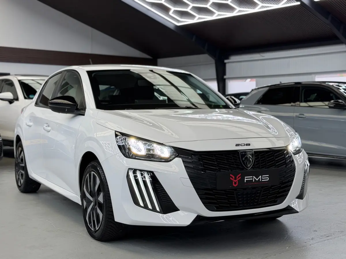 1.2 Hybrid 100 e-DCS6 Active CarPlay