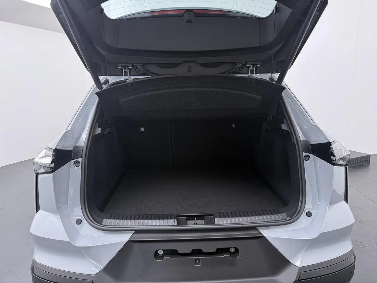 esprit Alpine full hybrid E-Tech 160 | pack driving & comfort premium | pack light & sound |