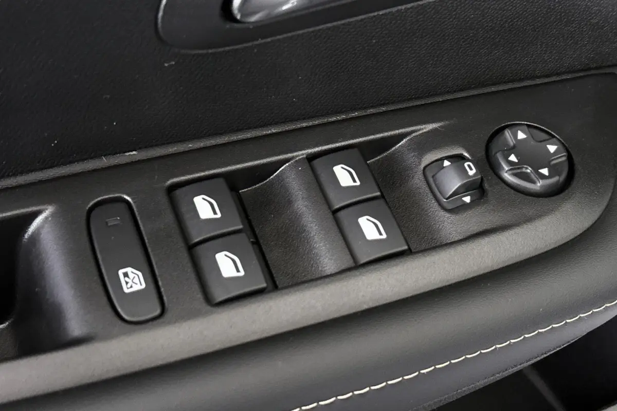 1.2 PureTech 75 Active Navigatie Apple CarPlay