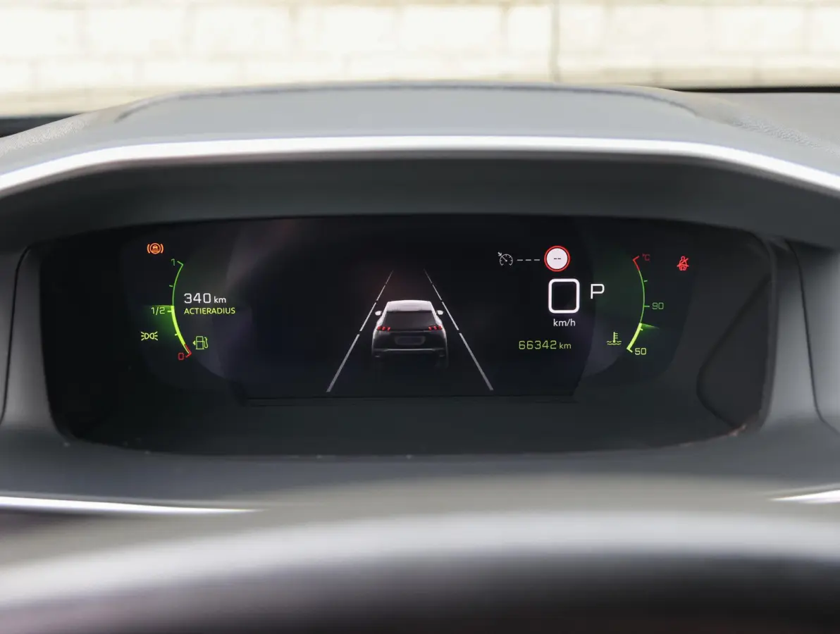 130pk Allure Pack | 1ste eigenaar | Camera | ApplecarPlay/Android | Climate | LED lampen | AUTOMAAT