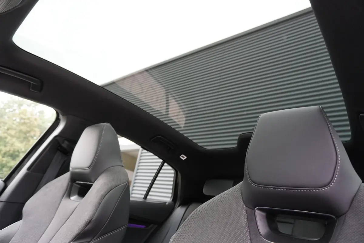 85 286pk Sportline | Panoramadak | Trekhaak | Head-up | Massage