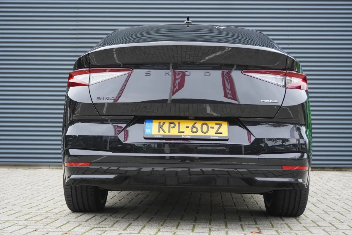 85 286pk Sportline | Panoramadak | Trekhaak | Head-up | Massage