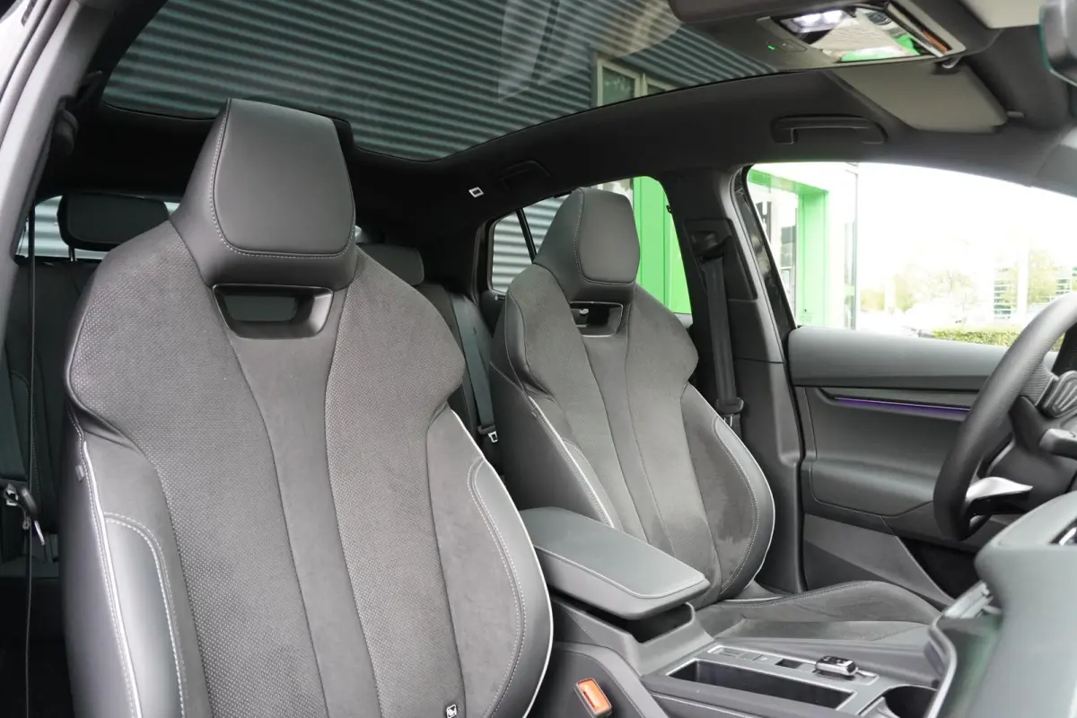 85 286pk Sportline | Panoramadak | Trekhaak | Head-up | Massage