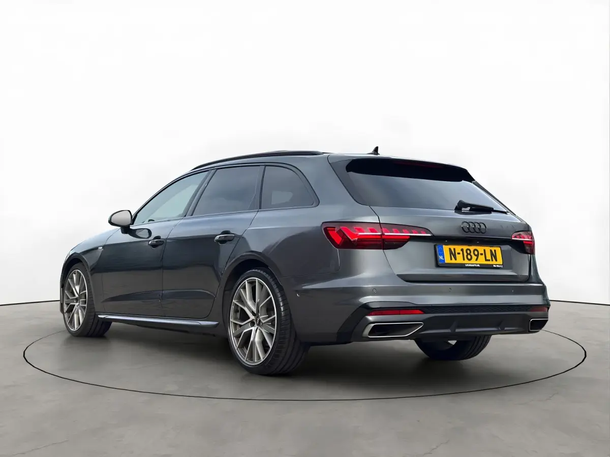 35 TFSI 3X S-Line Pano Head-UP 360 Camera Dode-Hoek