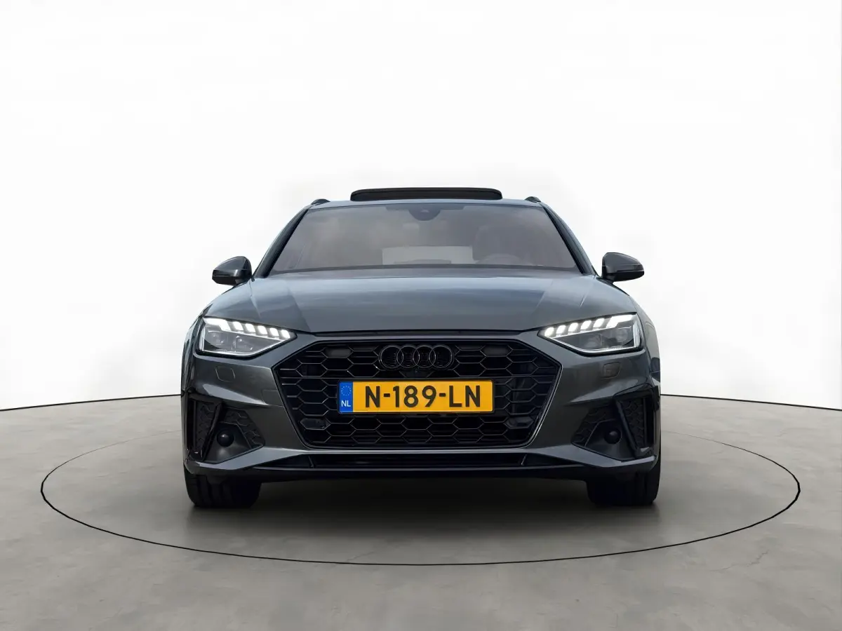 35 TFSI 3X S-Line Pano Head-UP 360 Camera Dode-Hoek