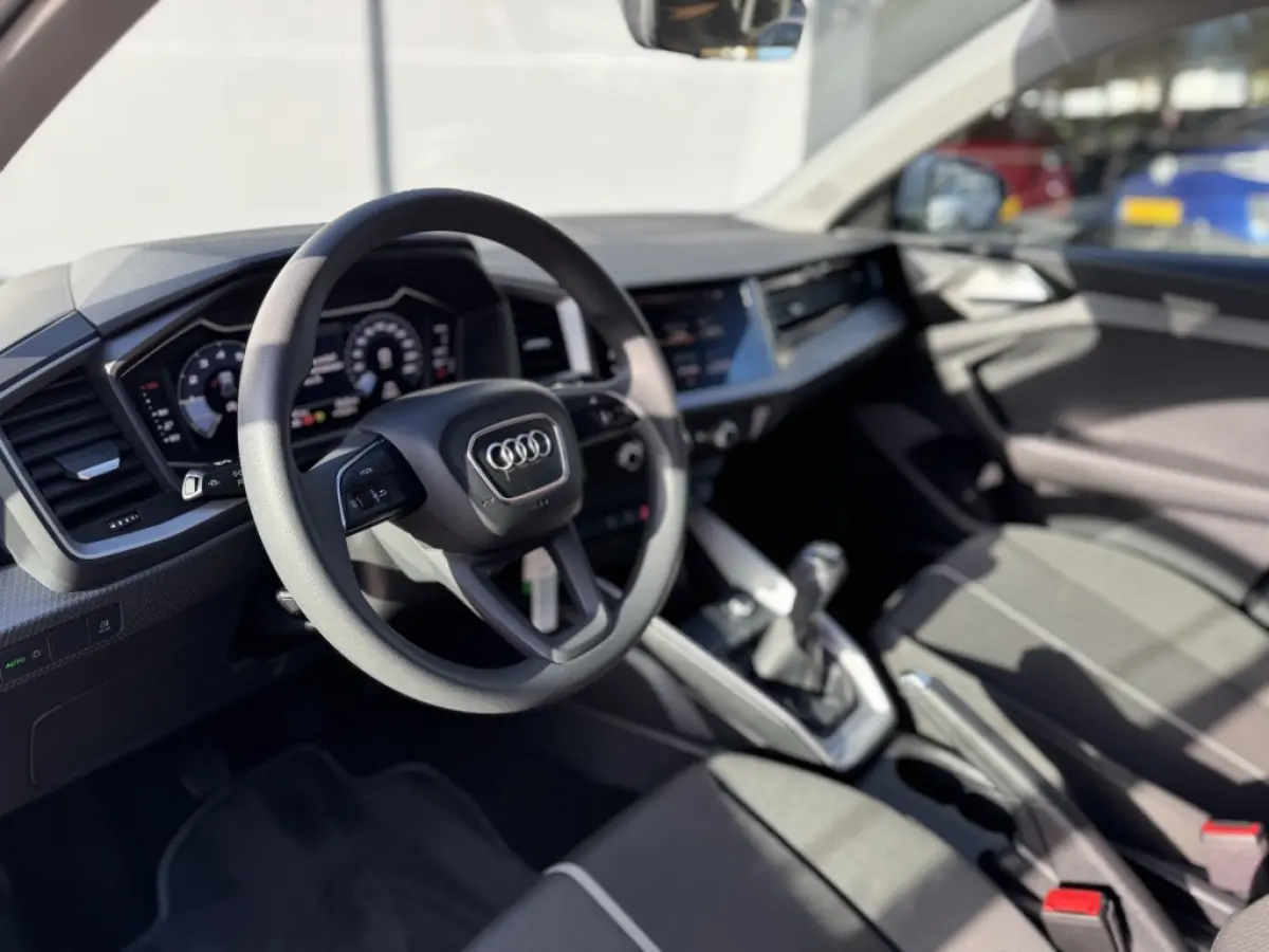 25 TFSI | Airco | Carplay | Cruise