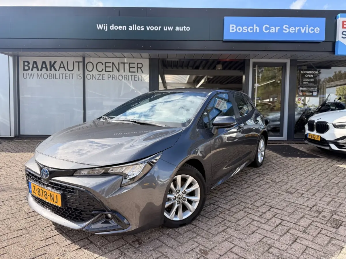 Toyota Corolla Hatchback 2024 Hybride Automatisch leasen