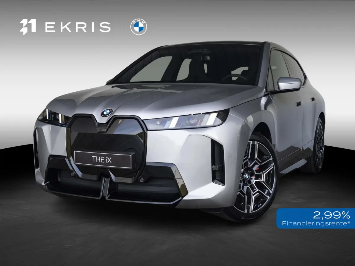 xDrive45 | M Sportpakket Pro | Comfort Pakket | Innovation Pack | Soft-close | Panoramadak | Trekhaak