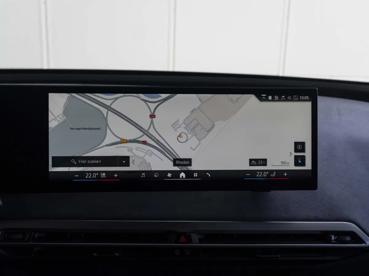 xDrive45 | M Sportpakket Pro | Comfort Pakket | Innovation Pack | Soft-close | Panoramadak | Trekhaak