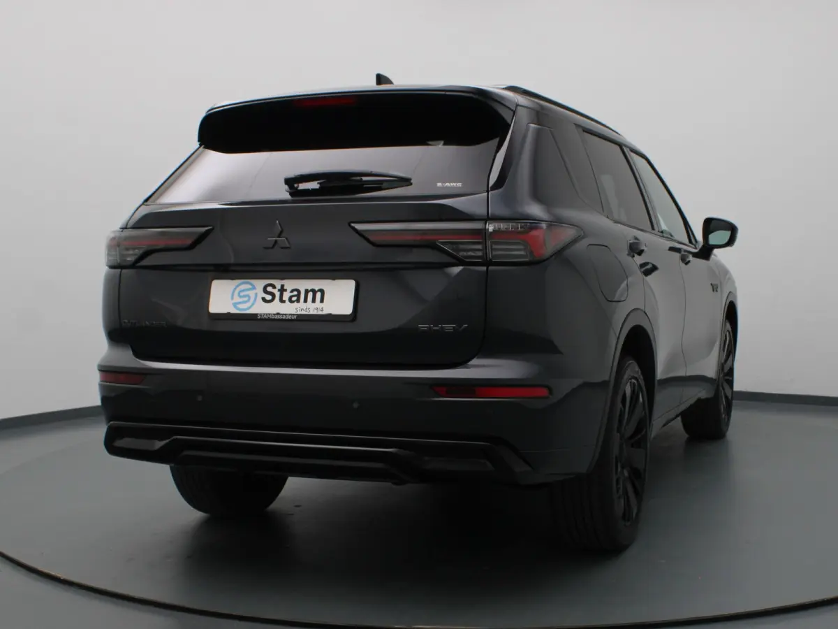 2.4 PHEV Black Edition Full option! Nieuwe auto!