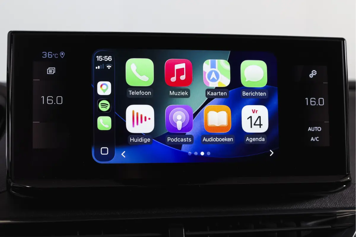 1.2 PureTech Blue Lease GT 131 PK | black pakket | S/K-Panodak | Dig. Cockpit | Adapt. Cruise | Stoelverw. | PDC | Camera | NAV + App. Connect | ECC | Elek. Klep | LM 19" |