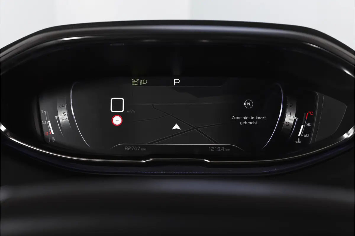 1.2 PureTech Blue Lease GT 131 PK | black pakket | S/K-Panodak | Dig. Cockpit | Adapt. Cruise | Stoelverw. | PDC | Camera | NAV + App. Connect | ECC | Elek. Klep | LM 19" |