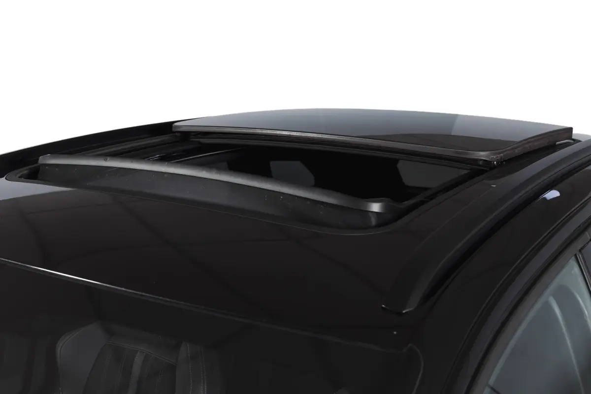 1.2 PureTech Blue Lease GT 131 PK | black pakket | S/K-Panodak | Dig. Cockpit | Adapt. Cruise | Stoelverw. | PDC | Camera | NAV + App. Connect | ECC | Elek. Klep | LM 19" |