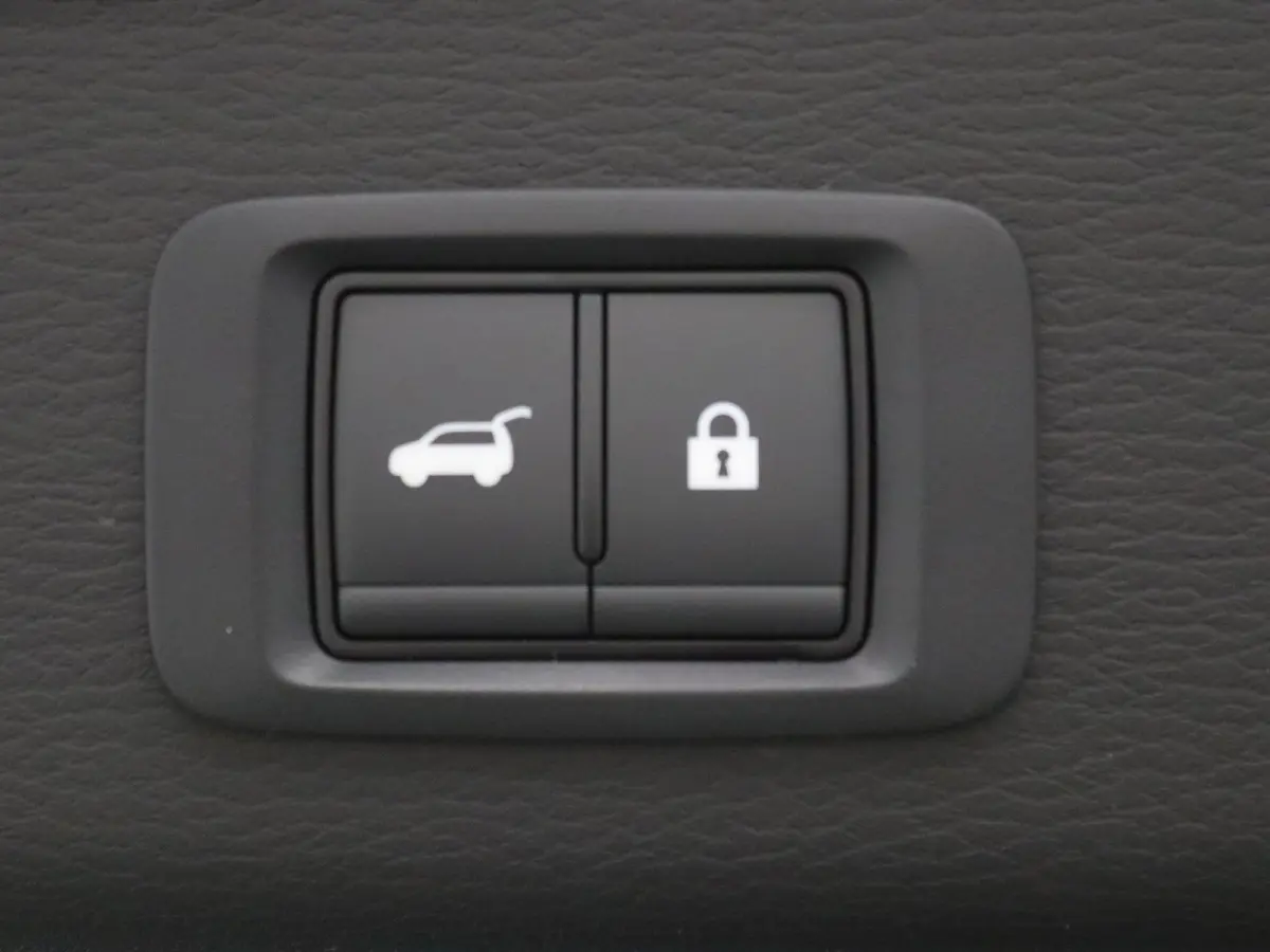 2.4 PHEV Black Edition Full option! Nieuwe auto!