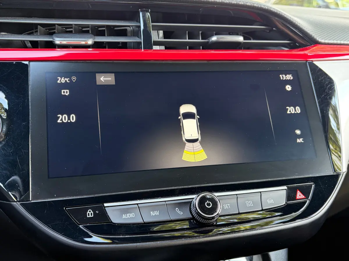 1.2 Turbo 100 PK GS Line | TREKHAAK AFNB.| NAVIGATIE + APPLE CARPLAY/ANDROID AUTO| KEYLESS ENTRY & START| GROOT MULTIMEDIA SCHERM| DRAADLOZE TELEFOONLADER| ELEC. CLIMATE CONTROL| DAB| LED| E