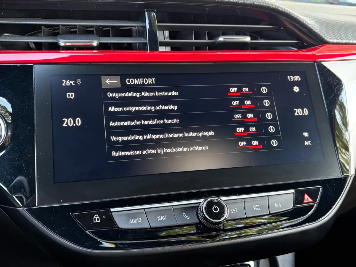 1.2 Turbo 100 PK GS Line | TREKHAAK AFNB.| NAVIGATIE + APPLE CARPLAY/ANDROID AUTO| KEYLESS ENTRY & START| GROOT MULTIMEDIA SCHERM| DRAADLOZE TELEFOONLADER| ELEC. CLIMATE CONTROL| DAB| LED| E