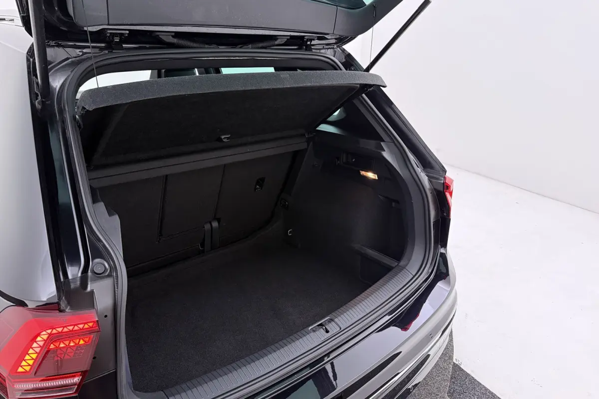 2.0 TSI 4Motion Highline R-Line | Trekhaak | Panoramadak | Camera | CarPlay |