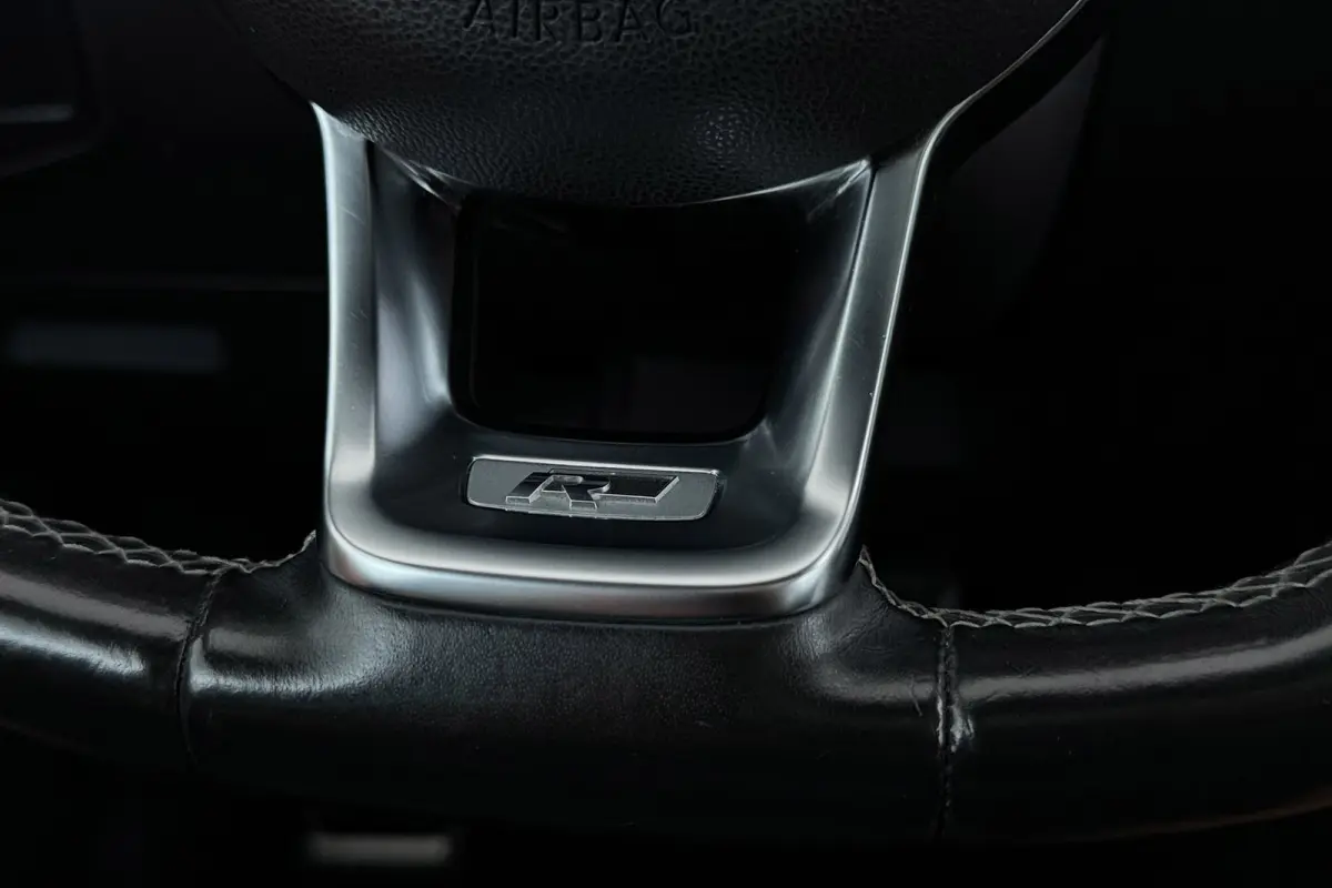 2.0 TSI 4Motion Highline R-Line | Trekhaak | Panoramadak | Camera | CarPlay |