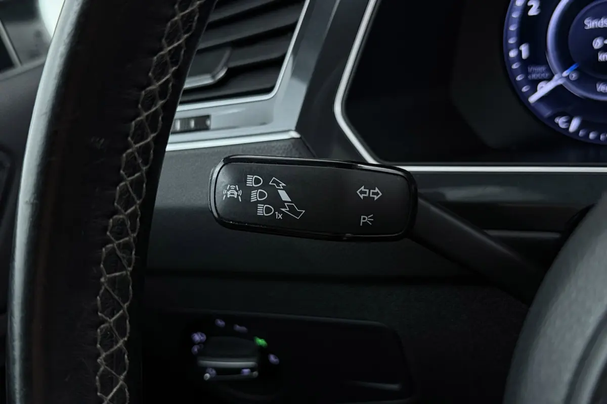 2.0 TSI 4Motion Highline R-Line | Trekhaak | Panoramadak | Camera | CarPlay |