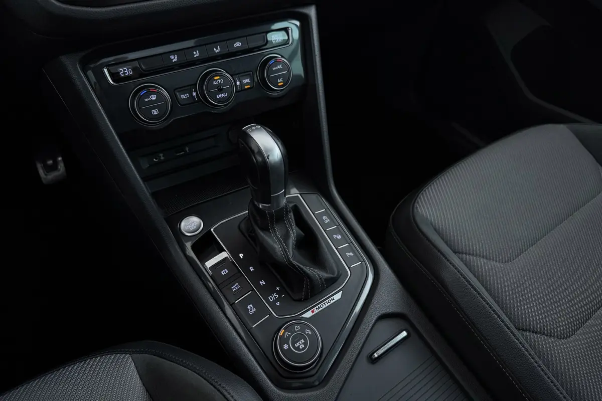 2.0 TSI 4Motion Highline R-Line | Trekhaak | Panoramadak | Camera | CarPlay |