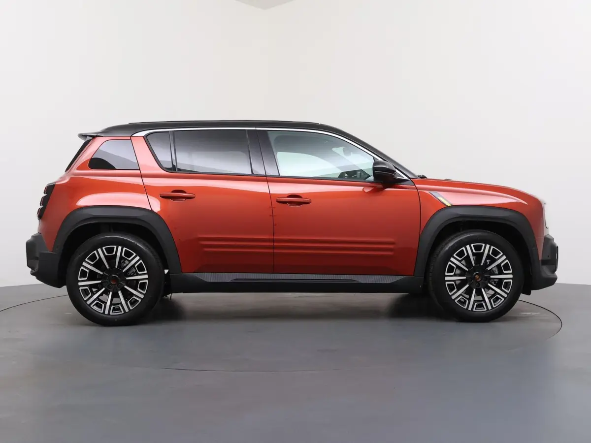 iconic “plein sud™” 150 pk comfort range | pack advanced driving assist | Harman Kardon® premium audio |