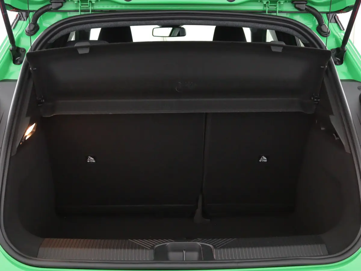 techno 150 pk comfort range | pack advanced driving assist | pack winter | Harman Kardon® premium audio |