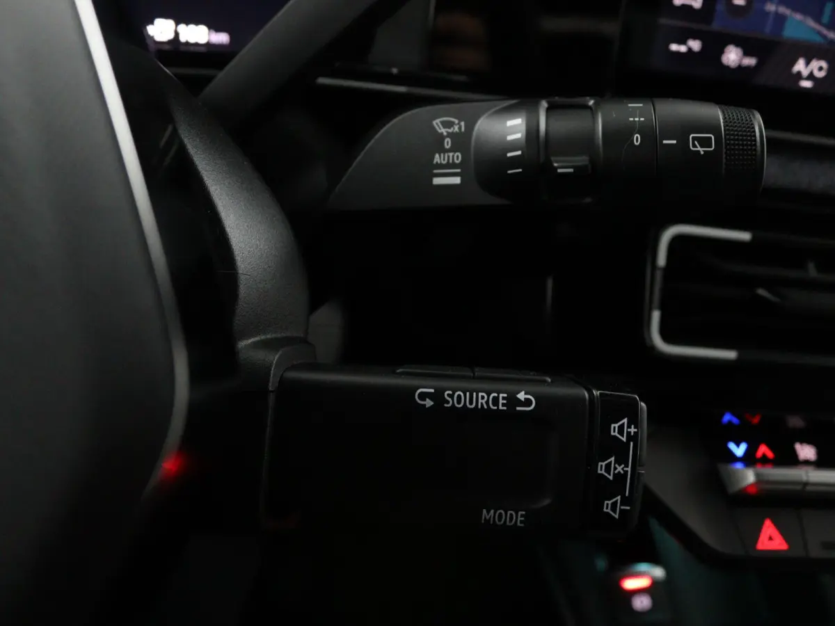 techno 150 pk comfort range | pack advanced driving assist | pack winter | Harman Kardon® premium audio |