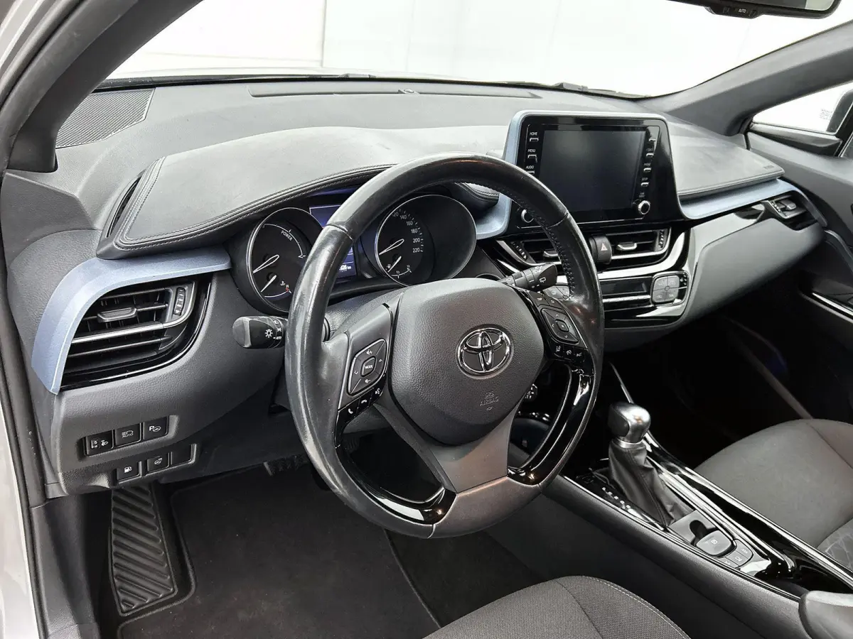 1.8 Hybrid Executive | AUTOMAAT! | BEARLOCK! | Dodehoekdetectie | Stoelverwarming | Achteruitrijcamera | VOL!