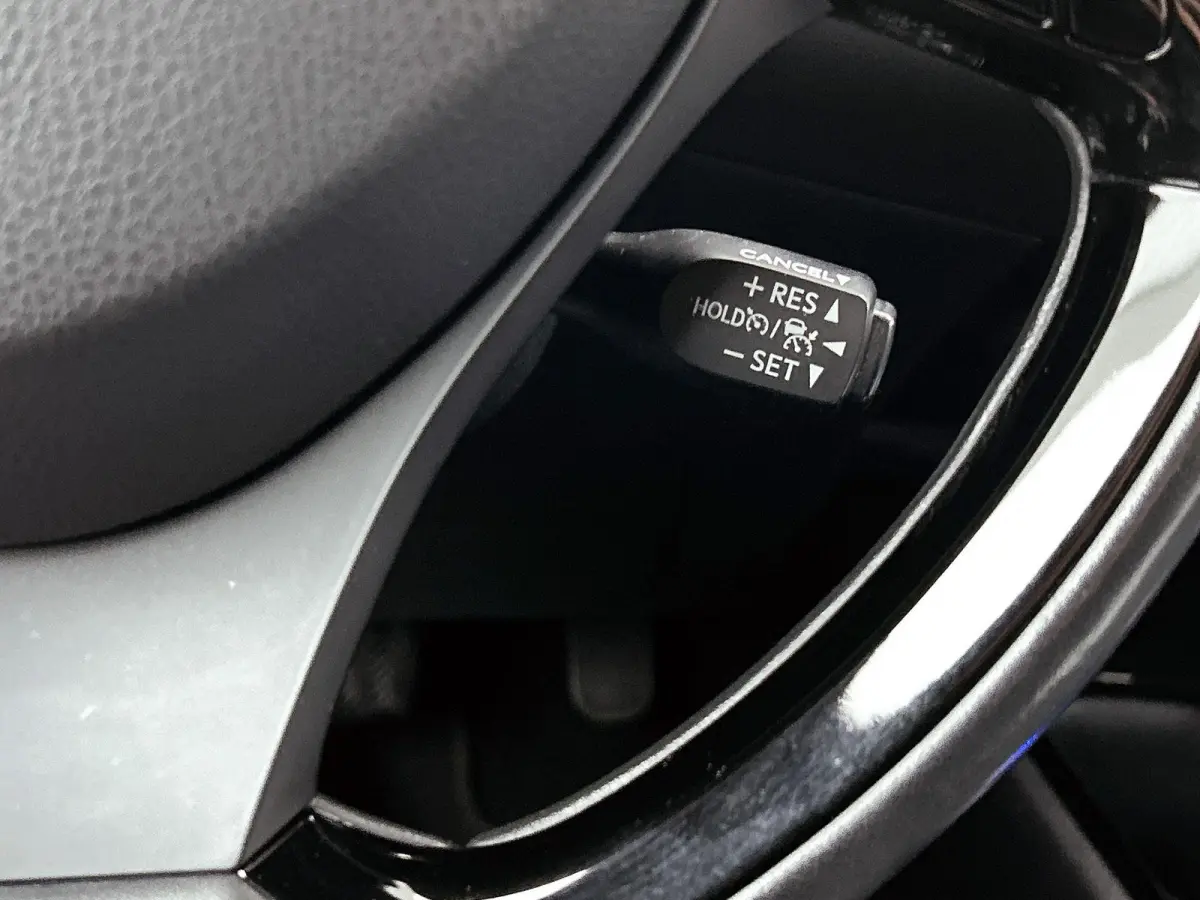 1.8 Hybrid Executive | AUTOMAAT! | BEARLOCK! | Dodehoekdetectie | Stoelverwarming | Achteruitrijcamera | VOL!