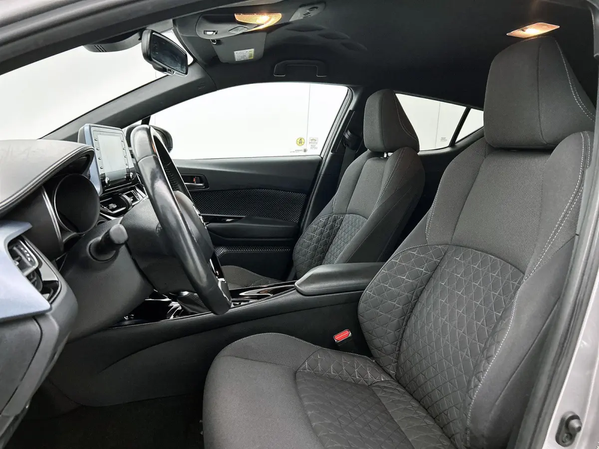 1.8 Hybrid Executive | AUTOMAAT! | BEARLOCK! | Dodehoekdetectie | Stoelverwarming | Achteruitrijcamera | VOL!