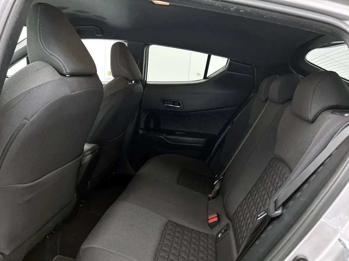 1.8 Hybrid Executive | AUTOMAAT! | BEARLOCK! | Dodehoekdetectie | Stoelverwarming | Achteruitrijcamera | VOL!