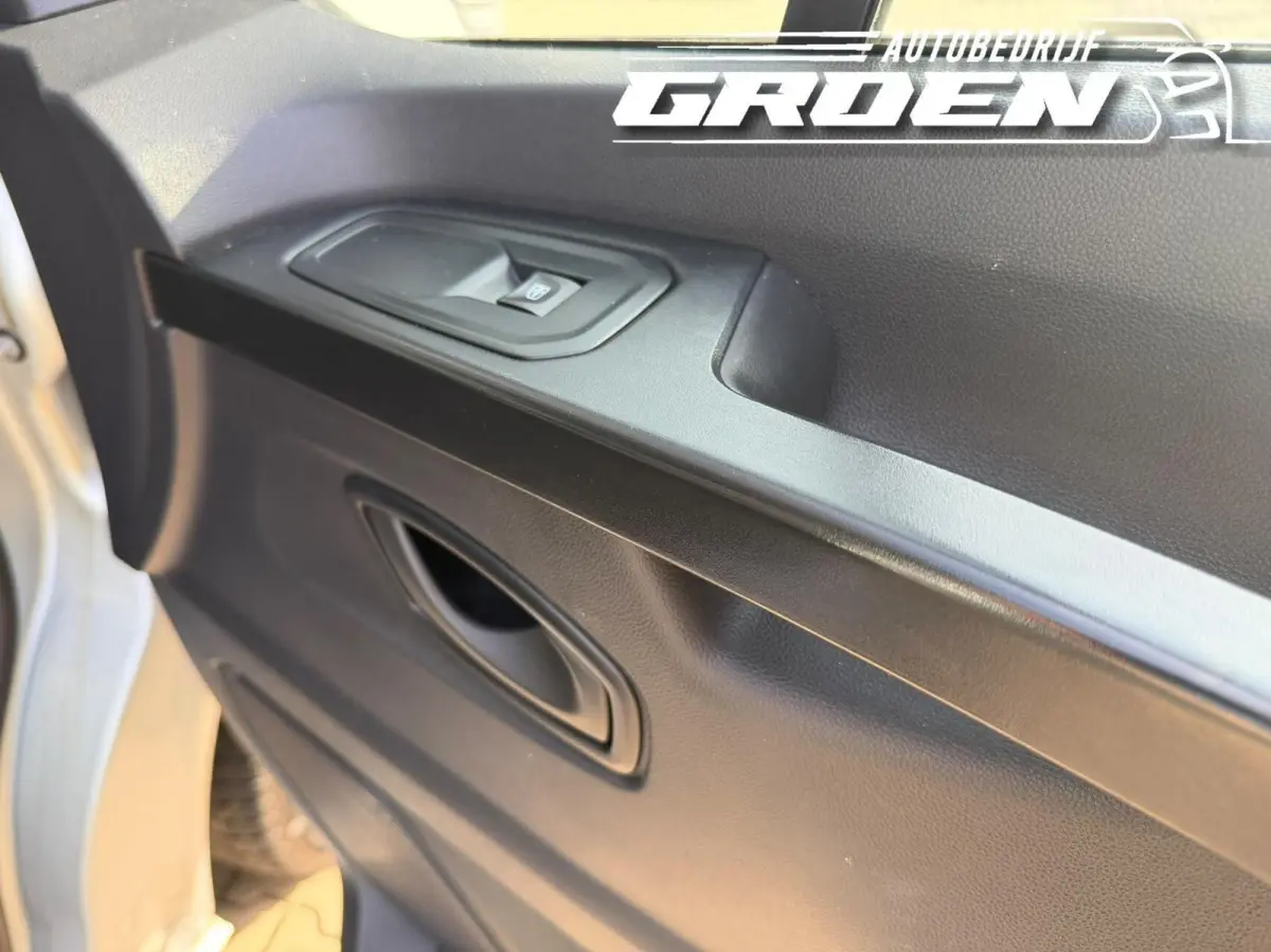 bestel 2.0 dCi 130 T30 L2H1 Business