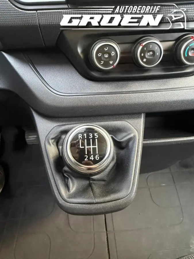 bestel 2.0 dCi 130 T30 L2H1 Business