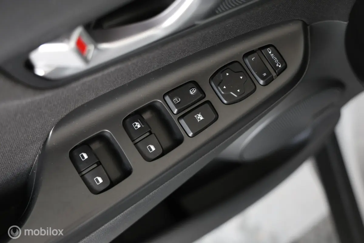1.6 GDI HEV Comfort - Stuur/Stoelverwarming - Carplay - Camera