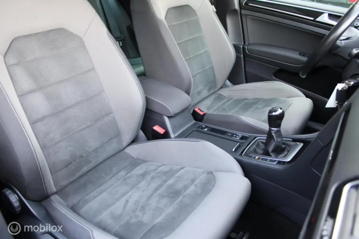 1.0 TSI 116 PK Highline, Panoramadak,Navi, App connect, Cruise, Clima, Stoelverwarming, Donker glas, Alcantara bekleding