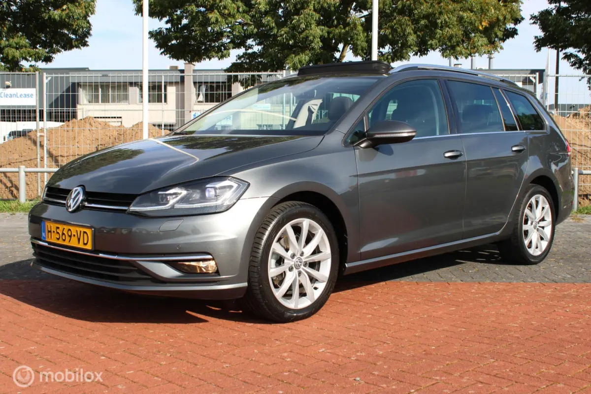1.0 TSI 116 PK Highline, Panoramadak,Navi, App connect, Cruise, Clima, Stoelverwarming, Donker glas, Alcantara bekleding