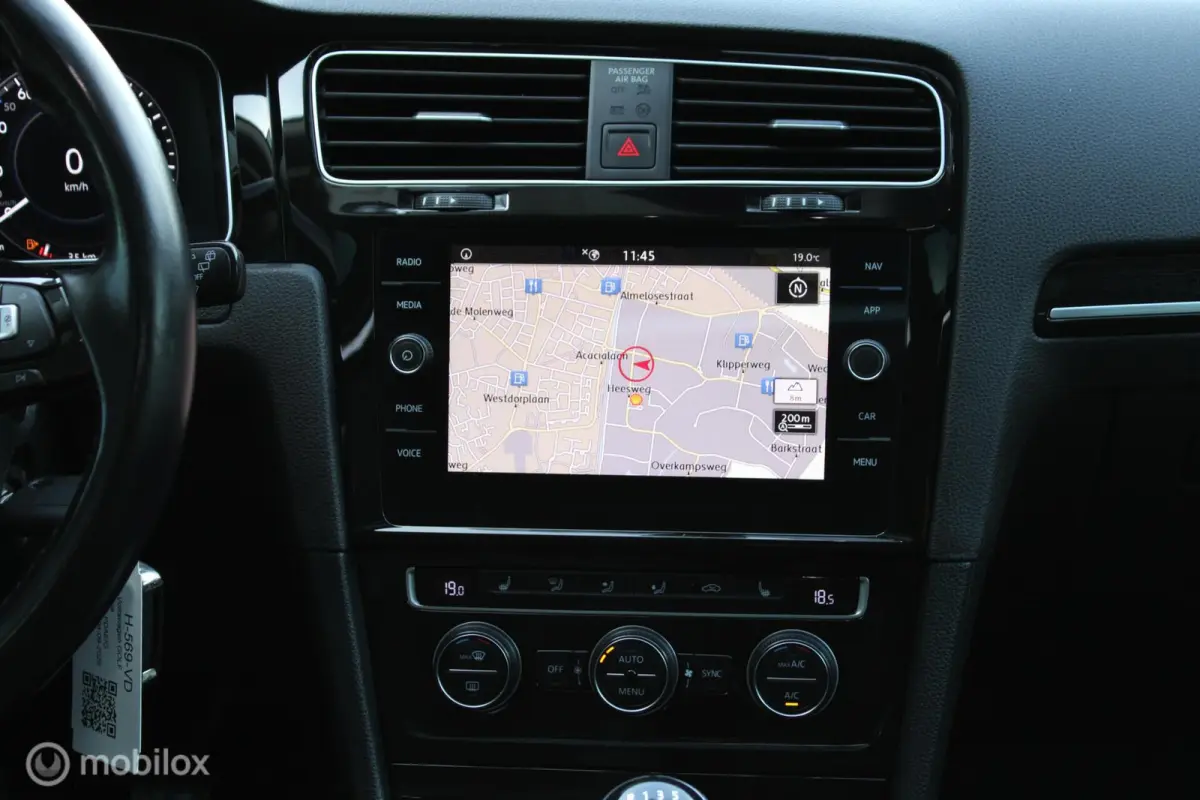 1.0 TSI 116 PK Highline, Panoramadak,Navi, App connect, Cruise, Clima, Stoelverwarming, Donker glas, Alcantara bekleding