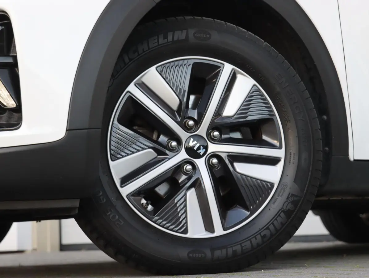 1.6 GDi 140PK PHEV DynamicLine | Hoge zit