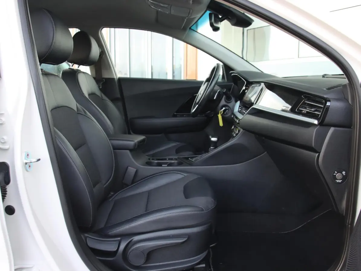 1.6 GDi 140PK PHEV DynamicLine | Hoge zit