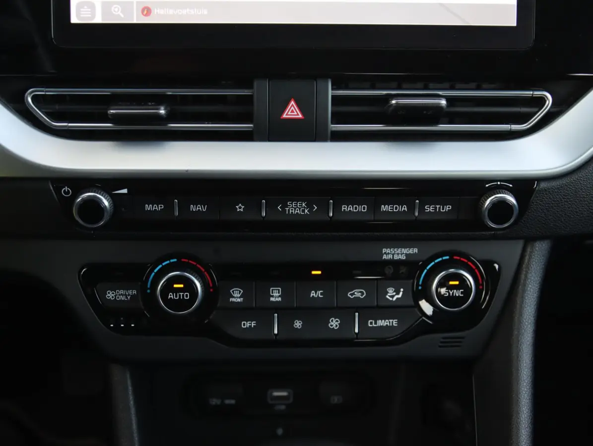 1.6 GDi 140PK PHEV DynamicLine | Hoge zit