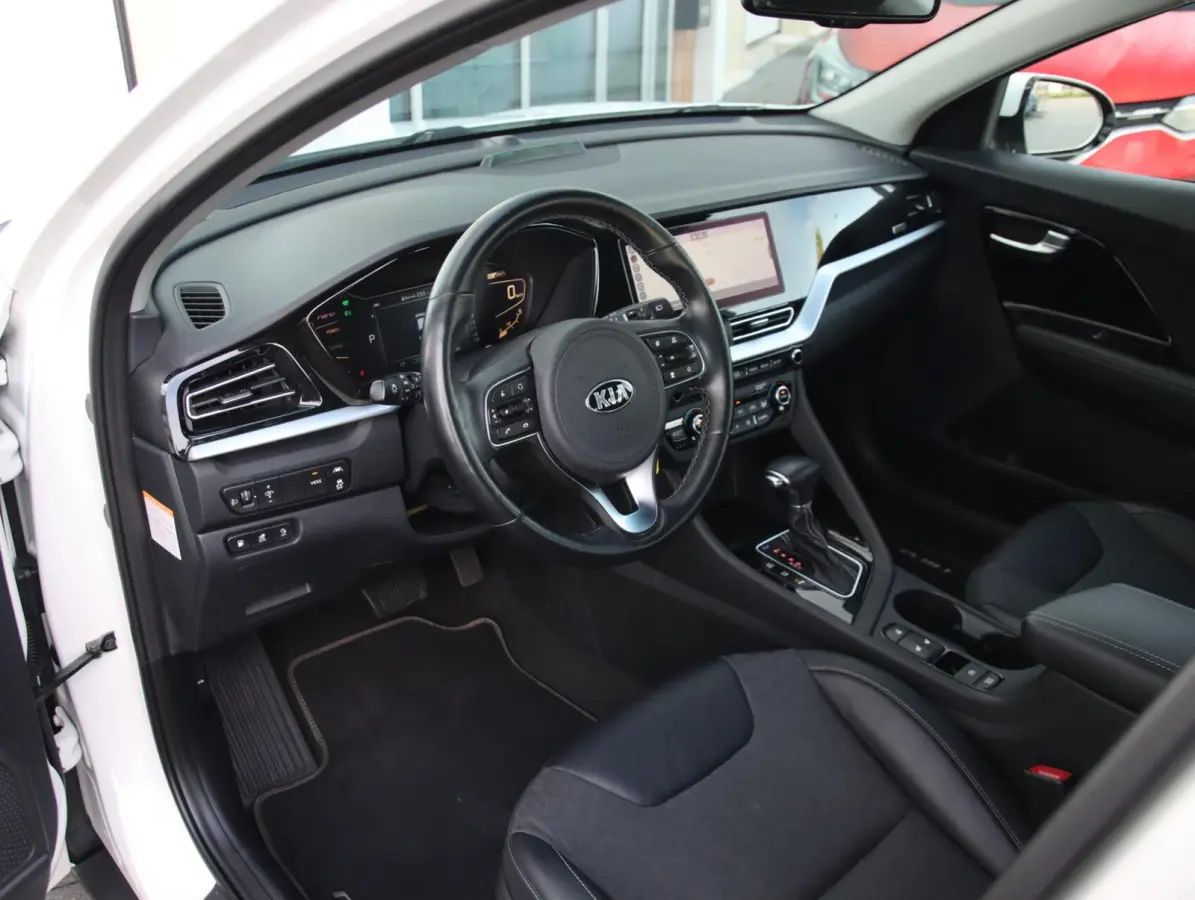 1.6 GDi 140PK PHEV DynamicLine | Hoge zit