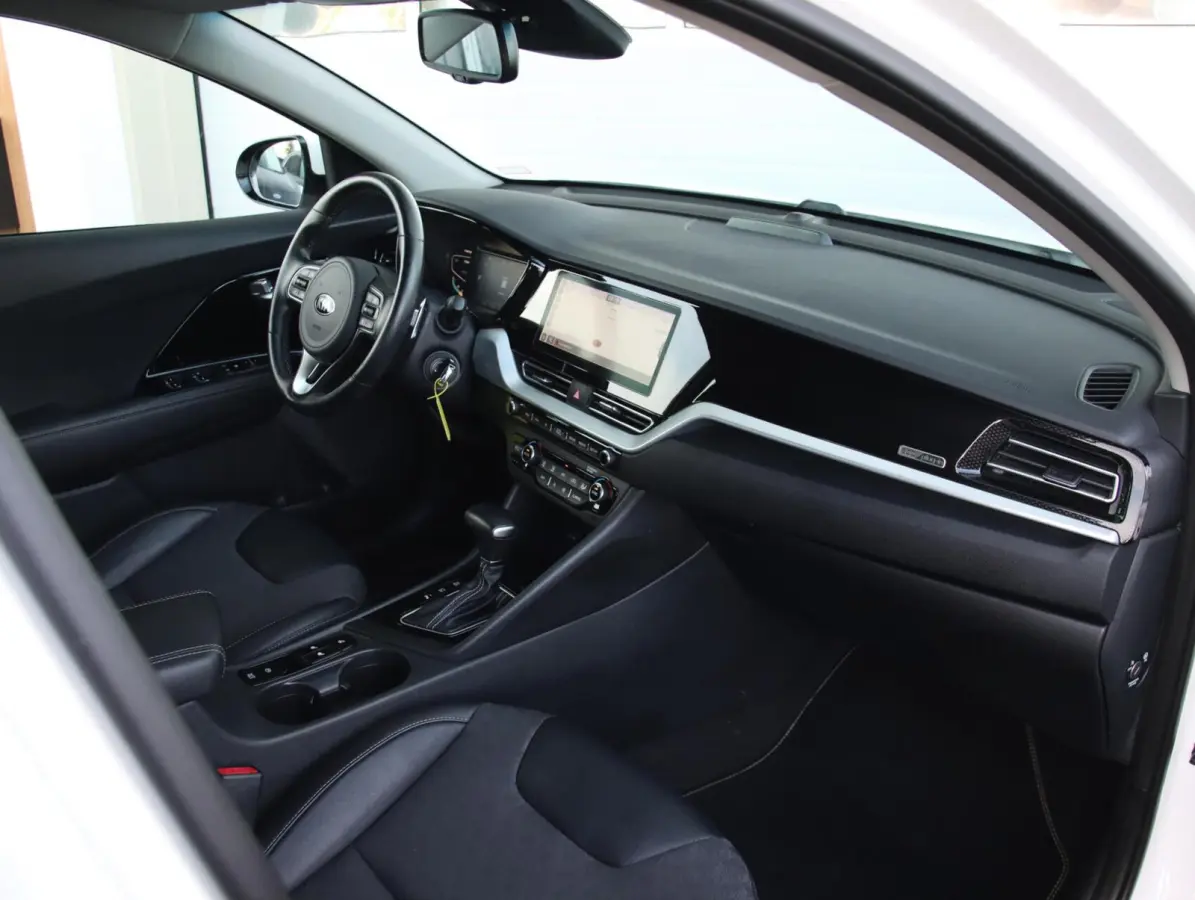 1.6 GDi 140PK PHEV DynamicLine | Hoge zit