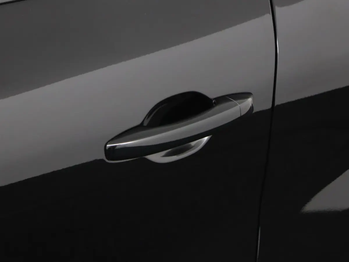 techno full hybrid E-Tech 160 | pack advanced driving assist | pack light & sound |