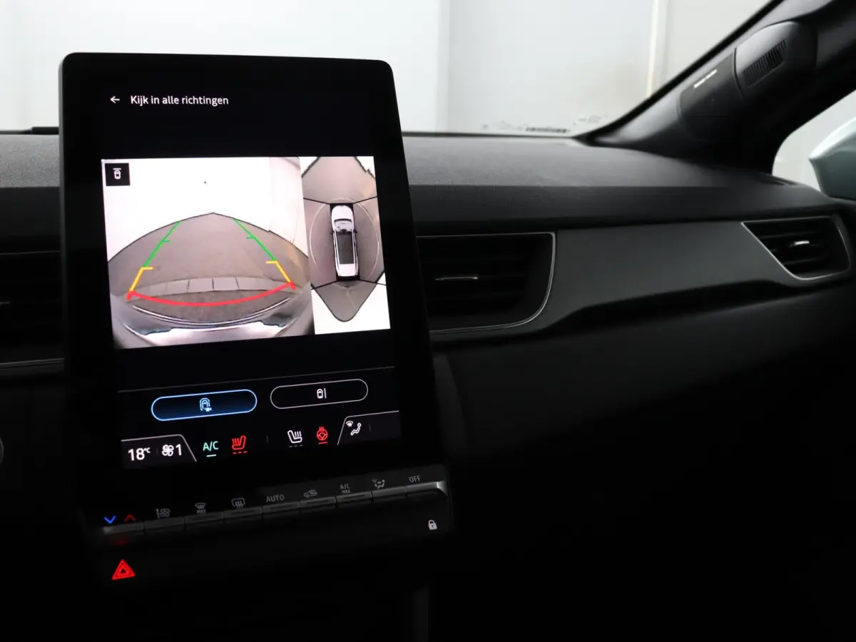 techno full hybrid E-Tech 160 | pack advanced driving assist | pack light & sound |